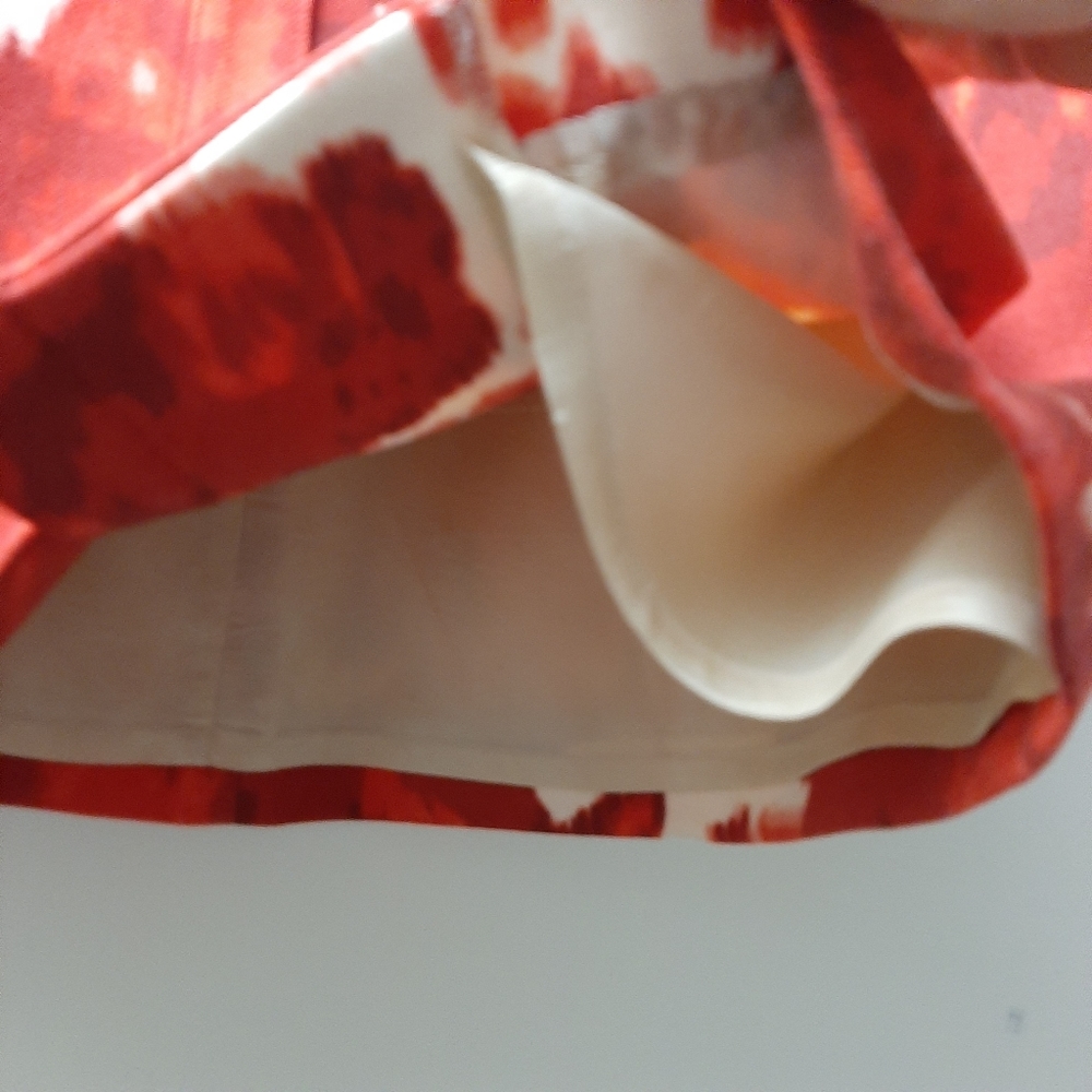 J. Crew Red and White Floral Pleated Wool A- Line Skirt Size 4 - Picture 4 of 7